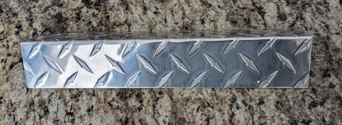 Aluminum diamond plate outside - aluminum,